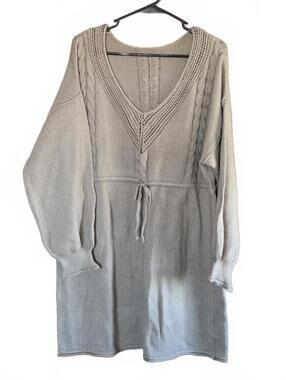 Women's Cable Knit V Neck Sweater Dress. Size 3XL Beige